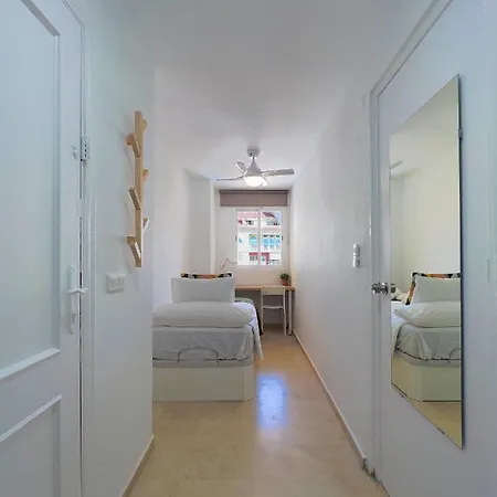 Δωμάτια σε οικογενειακή κατοικία Coliving Plaza De Toros *
